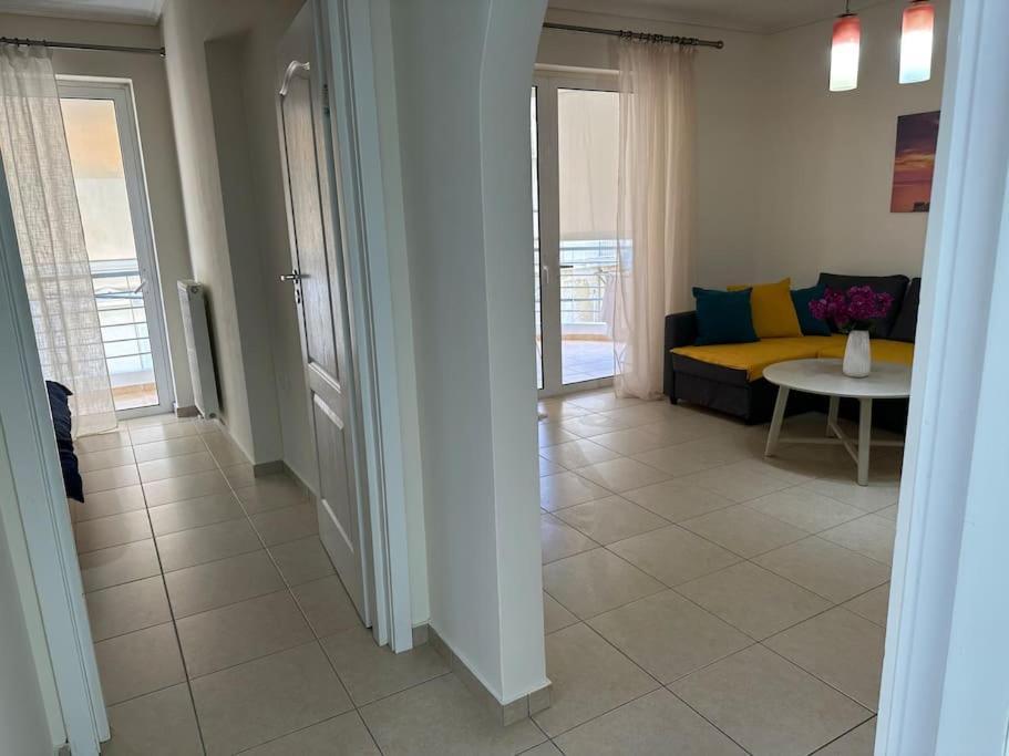 Riviera Beach, Seaside Spacious Apt. Anáviszosz Kültér fotó